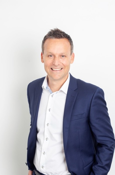 Dr Stephen Merrilees